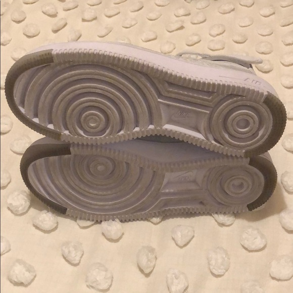 Nike Air Force 1 Ultra Flyknit Mid 'White' - Picture 2 of 4